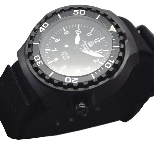 Aeromatic A1389 Automatic Saphire glas nylon Watch 2
