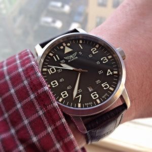 Aviator Airacobra Quartz Watch V.1.11.0.037.4
